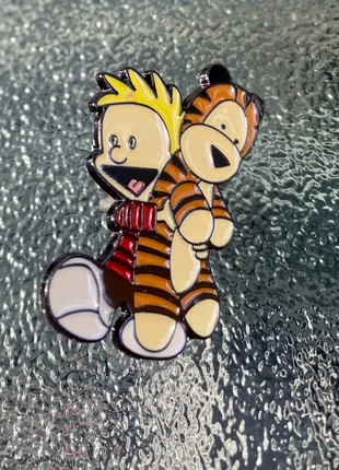 Calvin And Hobbes The Cartoons - The Pair Sitting Back To Back Pin Badge, brand: calvin and hobbes, condition: New without tags, £2.99, £3.84 includes Buyer Protection