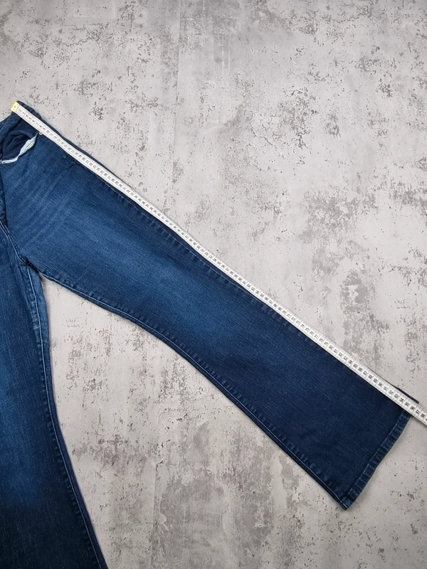 Jean Levi’s Signature Mid Rise Bootcut Bleu – Taille 40 Femme (mesures en photos) - photo numéro 5