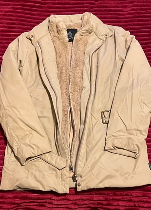 Doudoune parka thermique, marca: Moncler, estado: Muito bom, tamanho: M / 38 / 10, €90.00, €95.20 inclui Proteção do Comprador