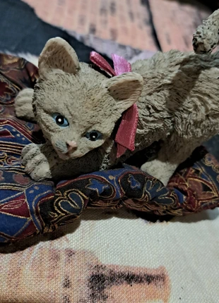 Grey cat collectable figurine, brand: The Victorian Collection, condition: New without tags, £1.50, £2.28 includes Buyer Protection