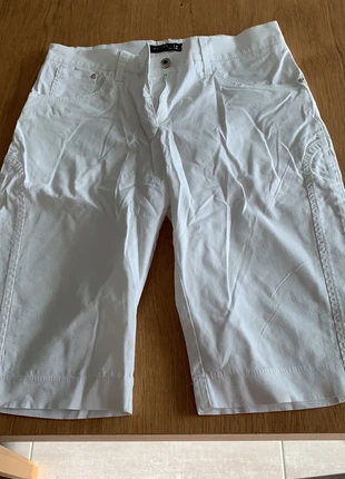 Nieuwe witte short 38 So.it.is , marque: Conquista, état: Neuf sans étiquette, taille: M / 38 / 10, 5,00 €, 5,95 € Protection acheteurs incluse
