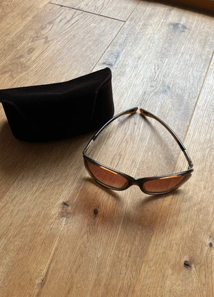 Tom Ford Women’s Sunglasses – Made in Italy – Gold-Trimmed Designer Shades – Velvet Box – Luxury, brand: Tom Ford, condizioni: Ottime, €99.90, €105.60 include la Protezione acquisti