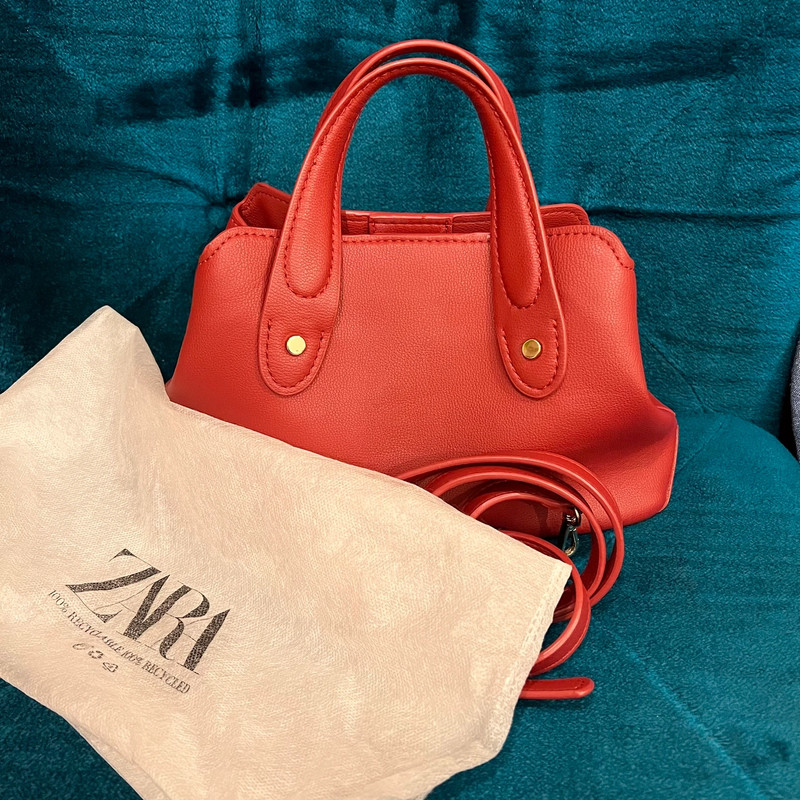 Red mini bag zara hotsell