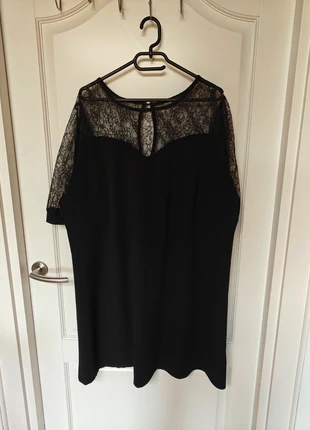 Zwarte jurk maat 52/54, marque: Bodyflirt, état: Très bon état, taille: 6XL / 52 / 24, 5,00 €, 5,95 € Protection acheteurs incluse