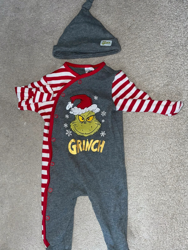 Grinch sales baby sleepsuit