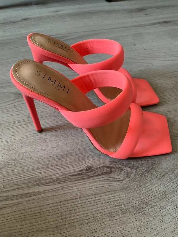 Neon red heels discount