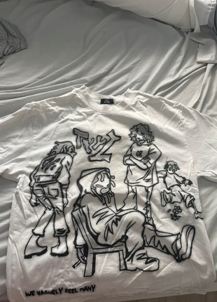 Y2k Tee / Tiny Spark, marca: Local, estado: Nuevo sin etiquetas, tamaño: S, 12,00 €, 13,30 € Protección al comprador incluida