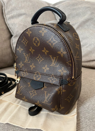 Authentic Louis Vuitton Montsouris Backpack MM monogram - Vinted