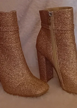 Chaussure dorée, marca: Inconnu, estado: Muito bom, tamanho: 35, €15.00, €16.45 inclui Proteção do Comprador