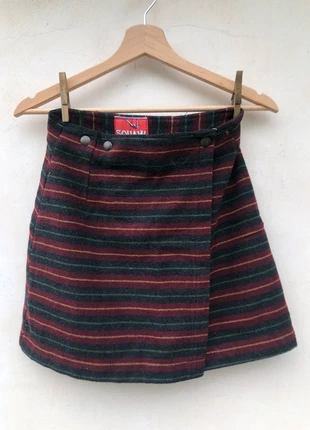 Vintage warm strepen rokje met knopendetails, brand: Vintage, condizioni: Ottime, taglia: XS / IT 38 / EU 34, €6.00, €7.00 include la Protezione acquisti