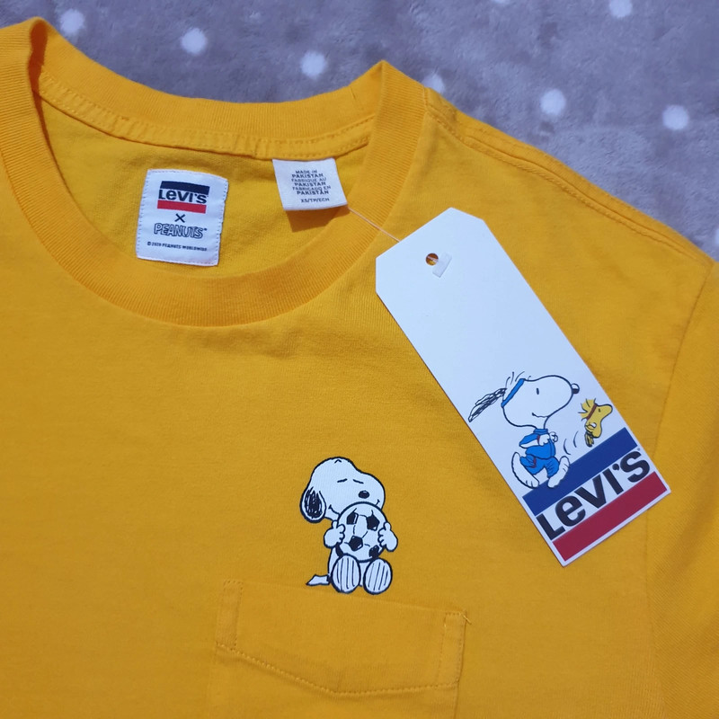 Levi's x sales peanuts t shirt