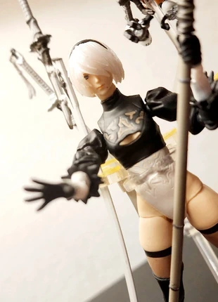 2B Nier Automata, marke: Square Enix, zustand: Neu, größe: Einheitsgröße, 40,00 €, 42,70 € inklusive Vinted-Käuferschutz