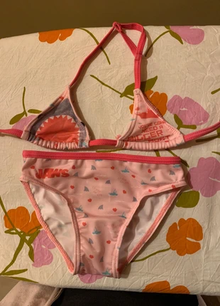 Costume due pezzi neonata, brand: JAWS, condizioni: Ottime, taglia: 3-6 mesi / 62 cm, €3.00, €3.85 include la Protezione acquisti