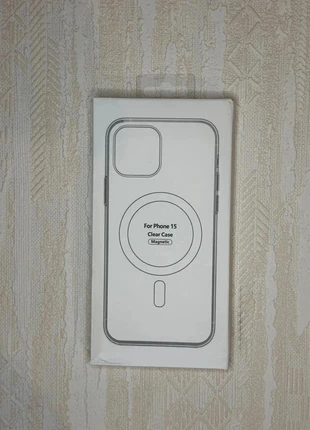 Coque silicone MagSafe iPhone 15 transparente solide anti-jaunissement résistante, marque: Apple, état: Neuf avec étiquette, 9,50 €, 10,68 € Protection acheteurs incluse