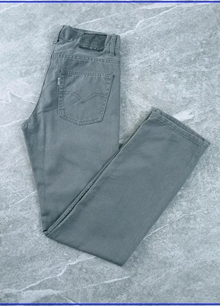 Jean Levi's 511 Slim - Gris - Taille US30/FR36 - Femme, brand: Levi's, condizioni: Ottime, taglia: S / IT 40 / EU 36, €18.00, €19.60 include la Protezione acquisti Pro