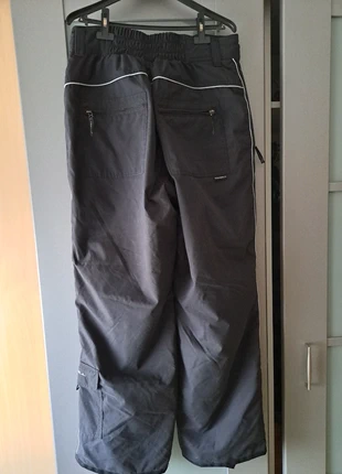 Skiɓroek, marca: O'Neill, estado: Muito bom, tamanho: XL, €25.00, €26.95 inclui Proteção do Comprador