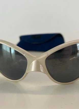 Vintage utopia sunglasses shades sonnenbrille brille y2k archiv 2000s 90s, marke: UTOPIA, zustand: Gut, 13,00 €, 14,35 € inklusive Vinted-Käuferschutz