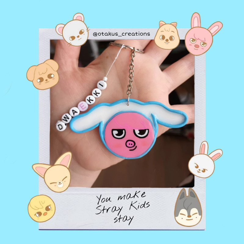 Skzoo dwaekki (changbin) X sanrio keychain stray kids 