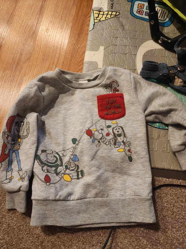 Toy story sweater boys 1