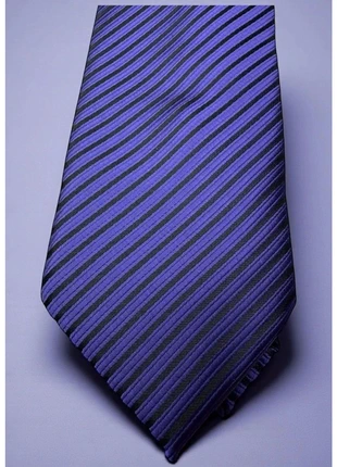 💜 Corbata Terzasso rayas moradas y negras – elegante y moderna, merk: Boutique Italiana, staat: Heel goed, € 12,90, € 14,25 inclusief Kopersbescherming