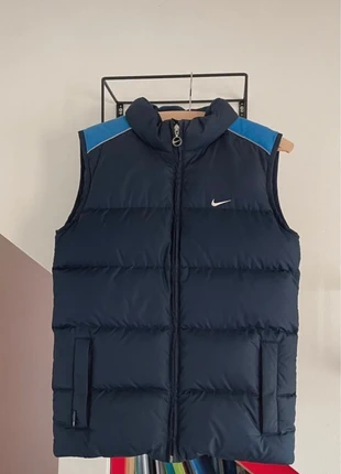 Doudoune sans manches Nike vintage, marke: Nike, zustand: Sehr gut, größe: M, 60,00 €, 63,70 € inklusive Vinted-Käuferschutz