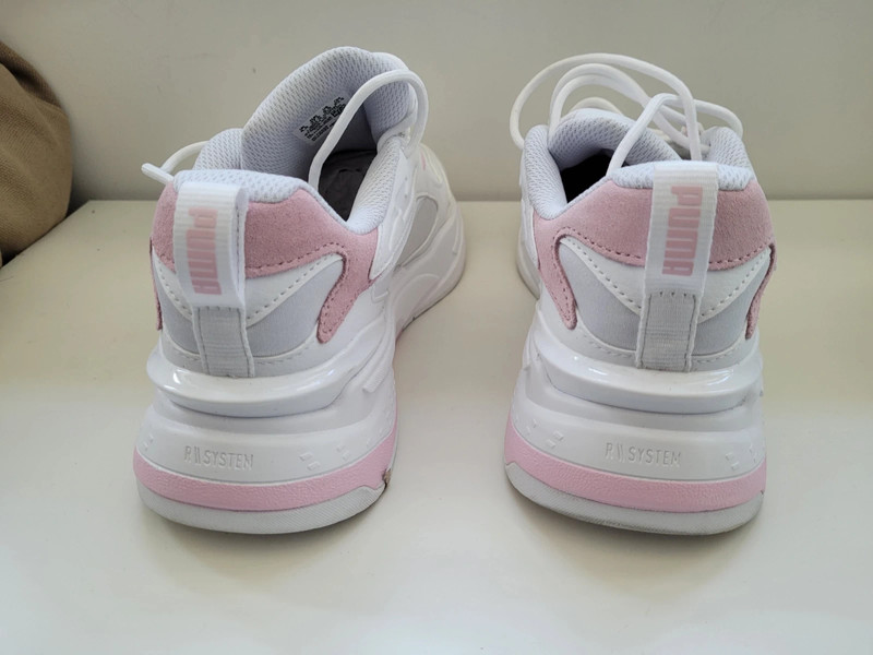 Basket Puma blanche et rose