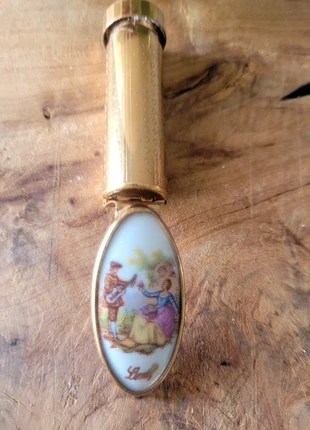 Étui à rouge à lèvres vintage doré avec cabochon en porcelaine de Limoges, brand: made in France, condition: Very good, €18.00, €19.60 includes Buyer Protection