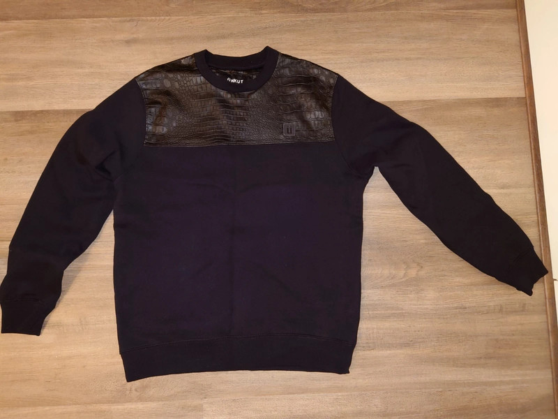 Ünkut unkut Paris sweater | Vinted