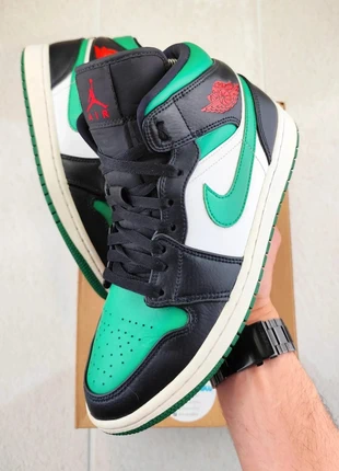 Baskets Sneackers Jordan 1 Mid << Green Toe >> Taille 41, marca: Jordan, estado: Muy bueno, tamaño: 41, 69,00 €, 73,15 € Protección al comprador Pro incluida