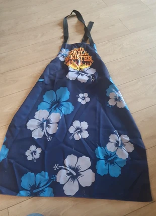 Carnaval short grill master, merk: Lidl, staat: Goed, maat: Universeel, € 1,00, € 1,75 inclusief Kopersbescherming