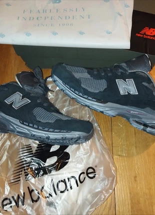 New Balance 2002R – Taille 43 neuve avec étiquette - Confort ultime, marke: New Balance, zustand: Neu, mit Etikett, größe: 43, 65,00 €, 68,95 € inklusive Vinted-Käuferschutz