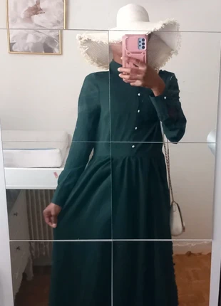 🌿 Robe Longue Verte Émeraude Élégante – Boutonnée et Fluide, marque: ELEGANTE, état: Très bon état, taille: M / 38 / 10, 5,00 €, 5,95 € Protection acheteurs incluse