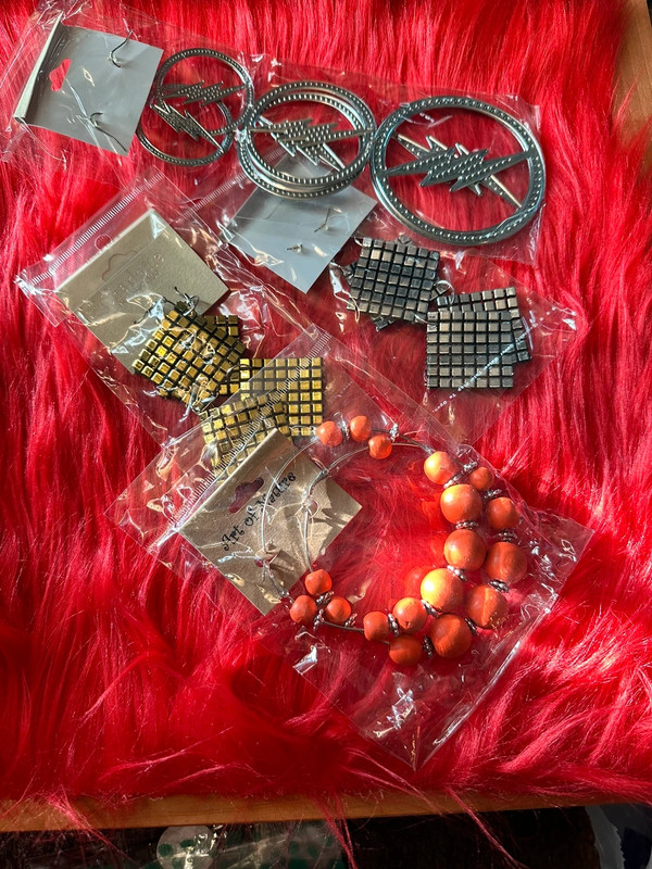 Bundle of Earrings - New 3