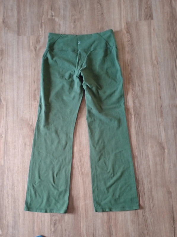 Hunter Green Bootcut Yoga Pants 3