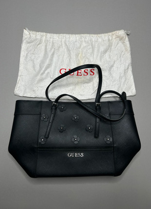 Sac à main Guess édition limitée noir, marque: GUESS, état: Très bon état, 30,00 €, 32,20 € Protection acheteurs (Pro) incluse