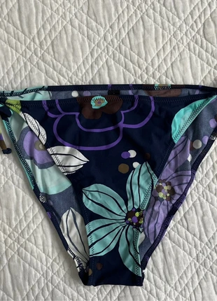 Bas de maillot de bain Darjeeling - taille 40, brand: Darjeeling, condition: Very good, size: L / 40 / 12, €2.00, €2.80 includes Buyer Protection