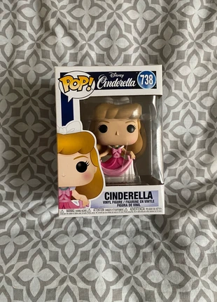 Pop Cendrillon no 738 neuve, marke: Funko Pop, zustand: Neu, mit Etikett, größe: Frühchen, bis 44, 8,00 €, 9,10 € inklusive Vinted-Käuferschutz