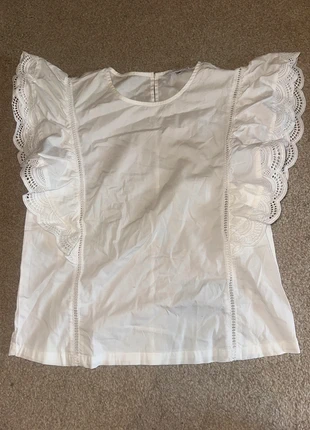 Frilly short sleeve lace top, brand: Fórmula Joven, condition: Very good, size: L / UK 16-18, £3.00, £3.85 includes Buyer Protection