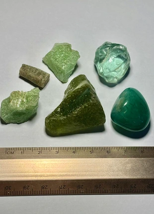 Set Minerali e Pietre | Green Set (6 pezzi), brand: Crystal, condizioni: Nuovo senza cartellino, €8.00, €9.10 include la Protezione acquisti