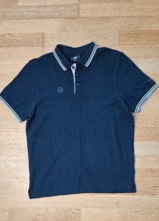 Polo Umbro uk-2024 manches courtes noir vintage, taille L, très bon état, marque: Umbro, état: Très bon état, taille: L, 3,00 €, 3,85 € Protection acheteurs incluse
