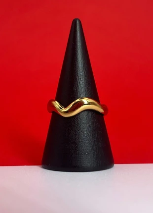 Minimalist Wave Open Ring - Adjustable 18K Gold Plated Stainless Steel, marca: strabello, estado: Muito bom, tamanho: Ajustável, €6.99, €8.04 inclui Proteção do Comprador Pro