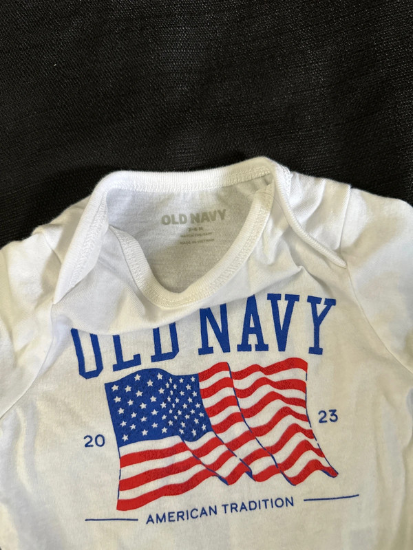 Mameluco old navy blanco niño 👶 2