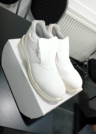 Chaussures de securite pour hommes upower, marque: U-Power, état: Neuf avec étiquette, taille: 43, 12,00 €, 13,30 € Protection acheteurs incluse