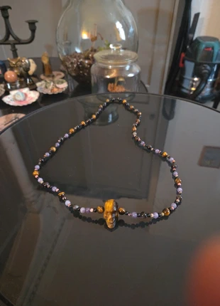 Collier/sautoir 80cm avec crâne œil de tigre, marca: lithotherapie, estado: Novo sem etiquetas, €16.00, €17.50 inclui Proteção do Comprador