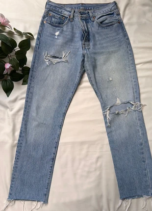 Boyfriend jeans Levi’s blue washed blauw spijkerbroek, marque: Levi's, état: Neuf sans étiquette, taille: S / 36 / 8, 22,99 €, 24,84 € Protection acheteurs incluse