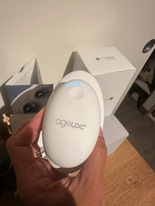 Nu Skin WellSpa iO 3