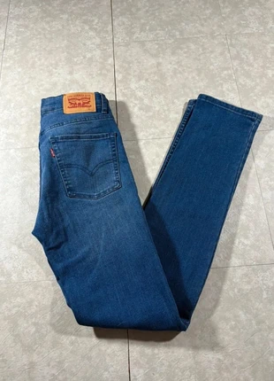 Jean skinny denim Levi’s 510 bleu 16 ans, marke: Levi's, zustand: Neu, größe: 16 Jahre / 176, 25,00 €, 26,95 € beinhaltet Vinted-Käuferschutz Pro