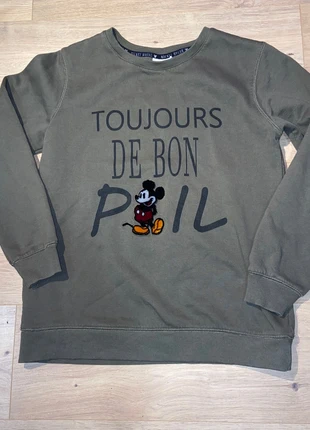 Pull col rond Disney - kaki avec logo Mickey - Taille M, marke: Disney, zustand: Sehr gut, größe: M, 9,00 €, 10,15 € inklusive Vinted-Käuferschutz