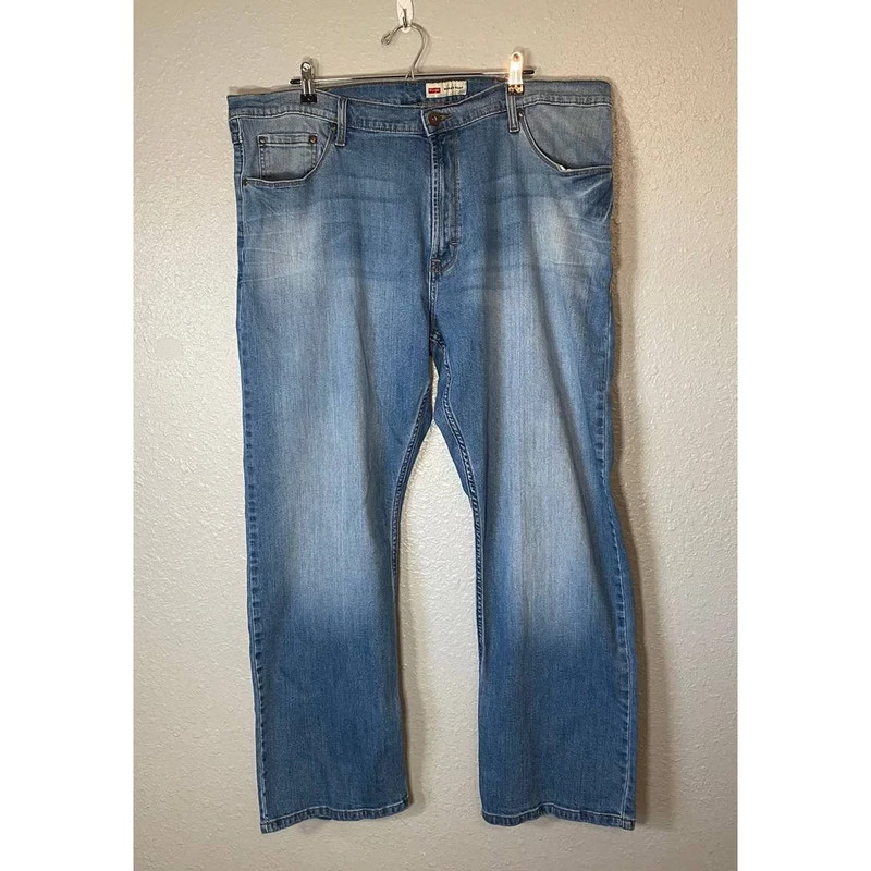 Wrangler Mens 42X30 Jeans Denim Relaxed Boot Pants Medium Wash Modern ...