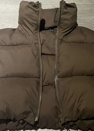 Zara bodywarmer, merk: Zara, staat: Nieuw zonder prijskaartje, maat: XL / 42 / 14, € 20,00, € 21,70 inclusief Kopersbescherming